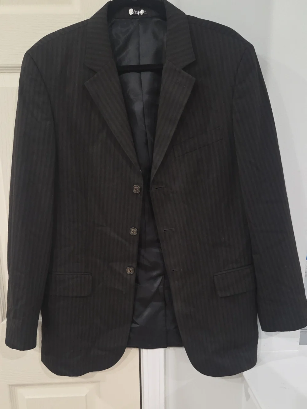 Men's Black Pinstripe Blazer - Classic Single-Breasted Jacket